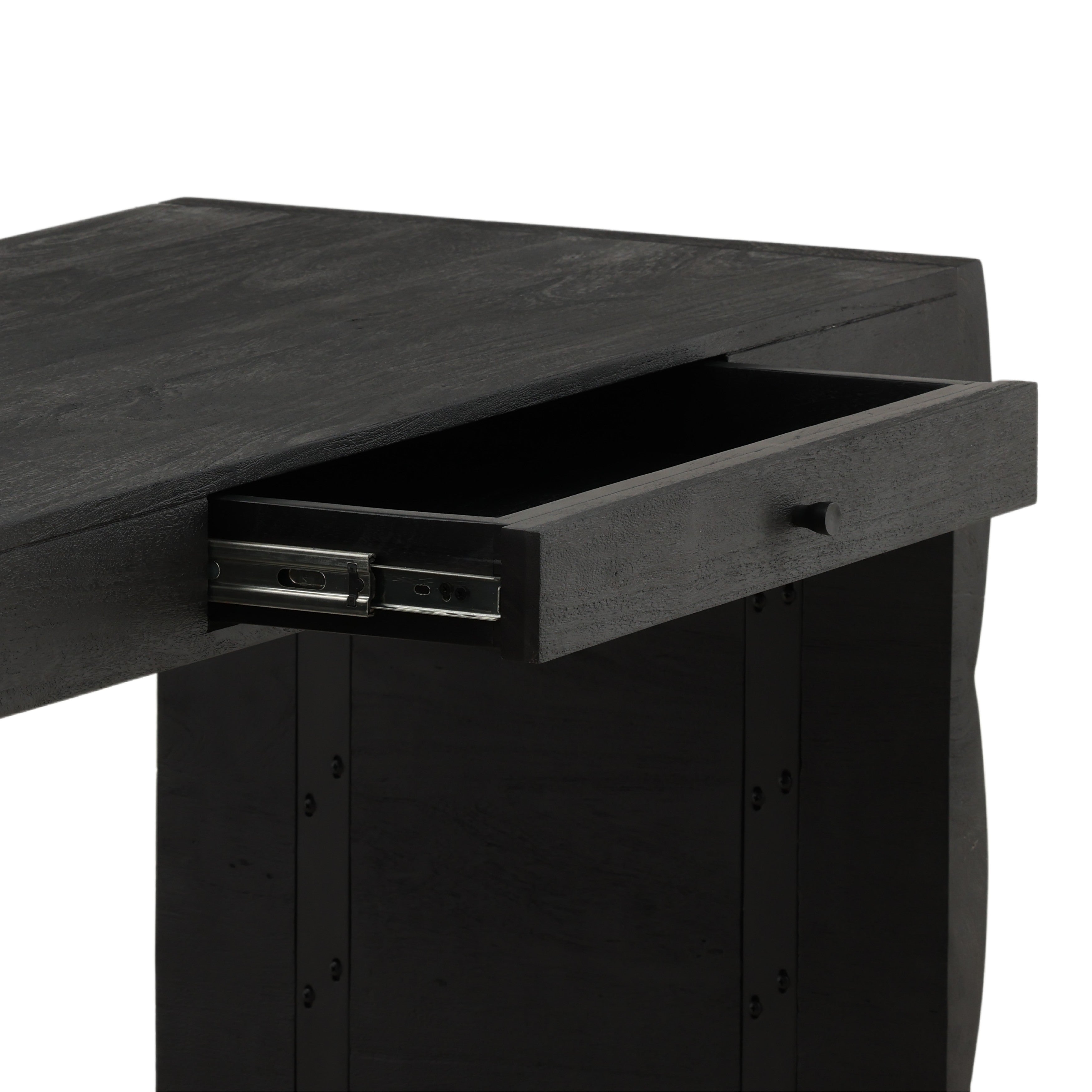Natassia Desk