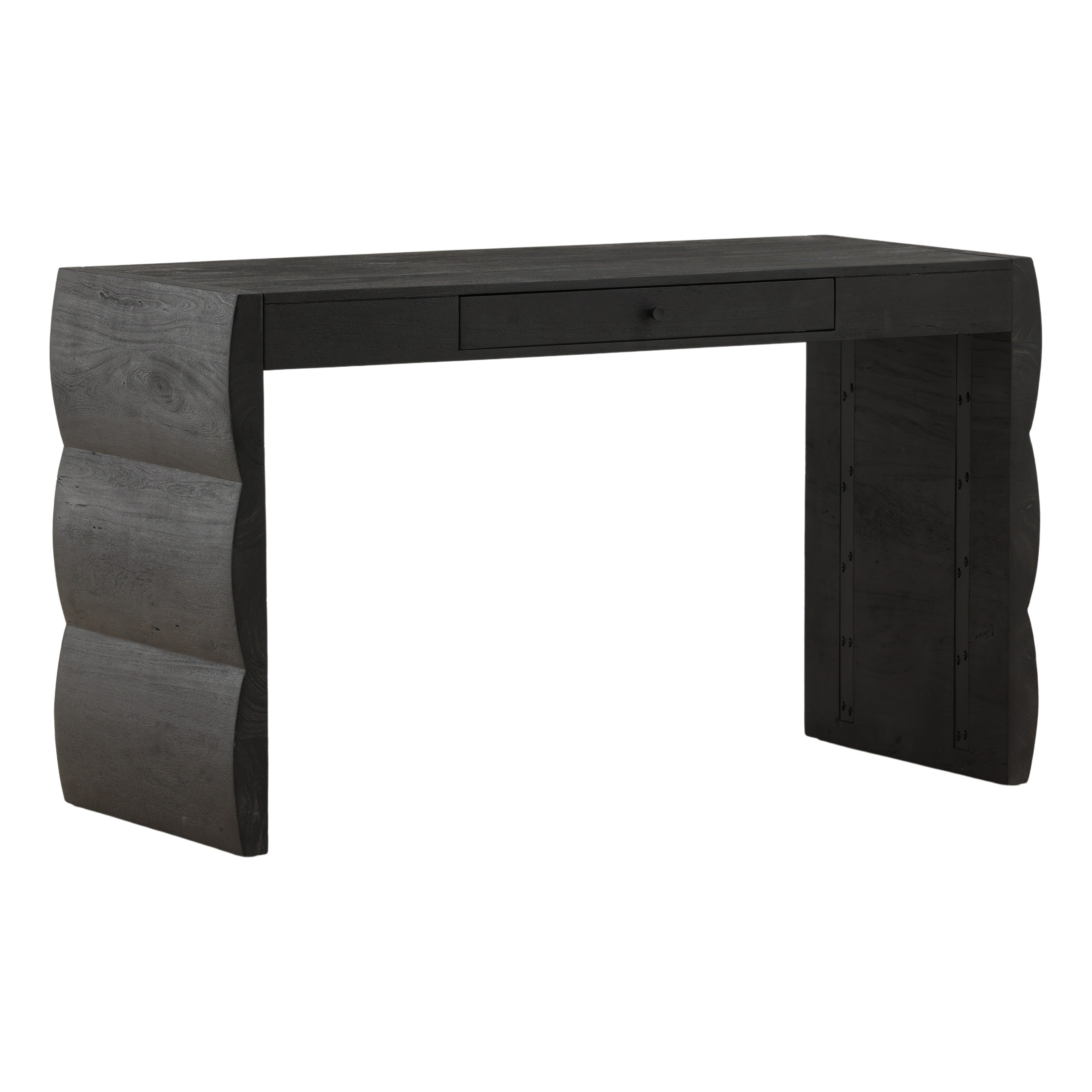 Natassia Desk